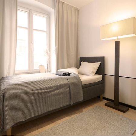 By The River And City Center - Comfortable Rooms Wroclaw Bagian luar foto