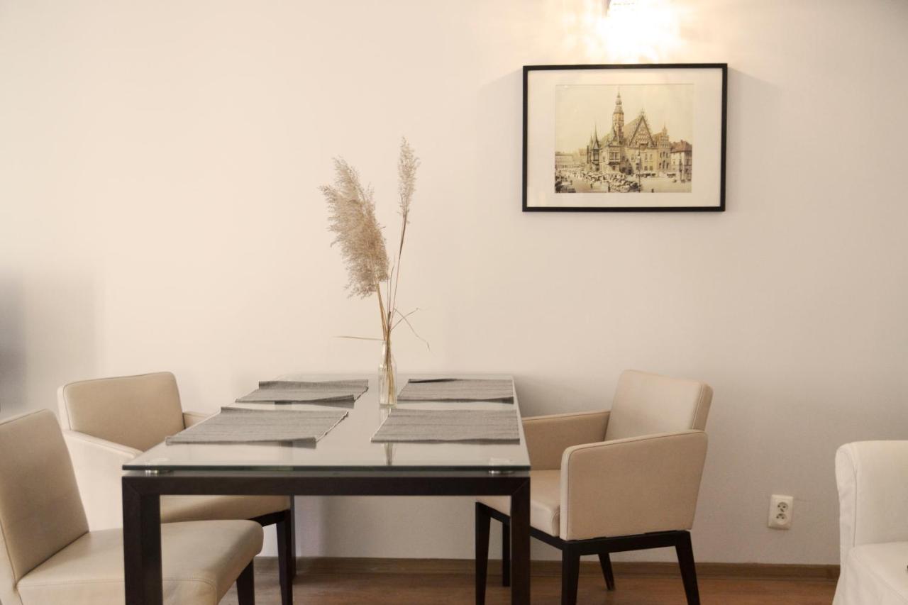 By The River And City Center - Comfortable Rooms Wroclaw Bagian luar foto